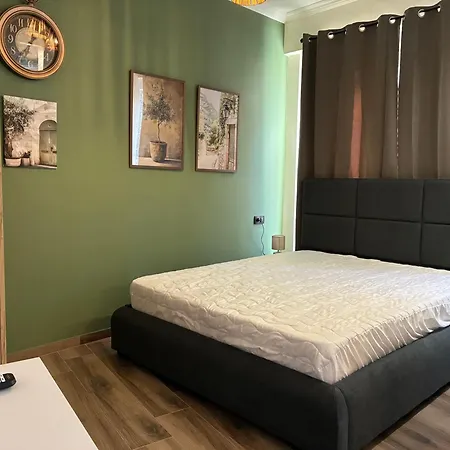 公寓 Olive House 韦里亚